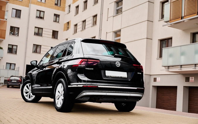 Volkswagen Tiguan cena 79700 przebieg: 213000, rok produkcji 2016 z Płock małe 781
